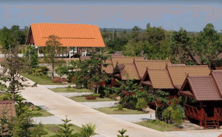 โรงแรมธนาวัฒน์การ์เด้น