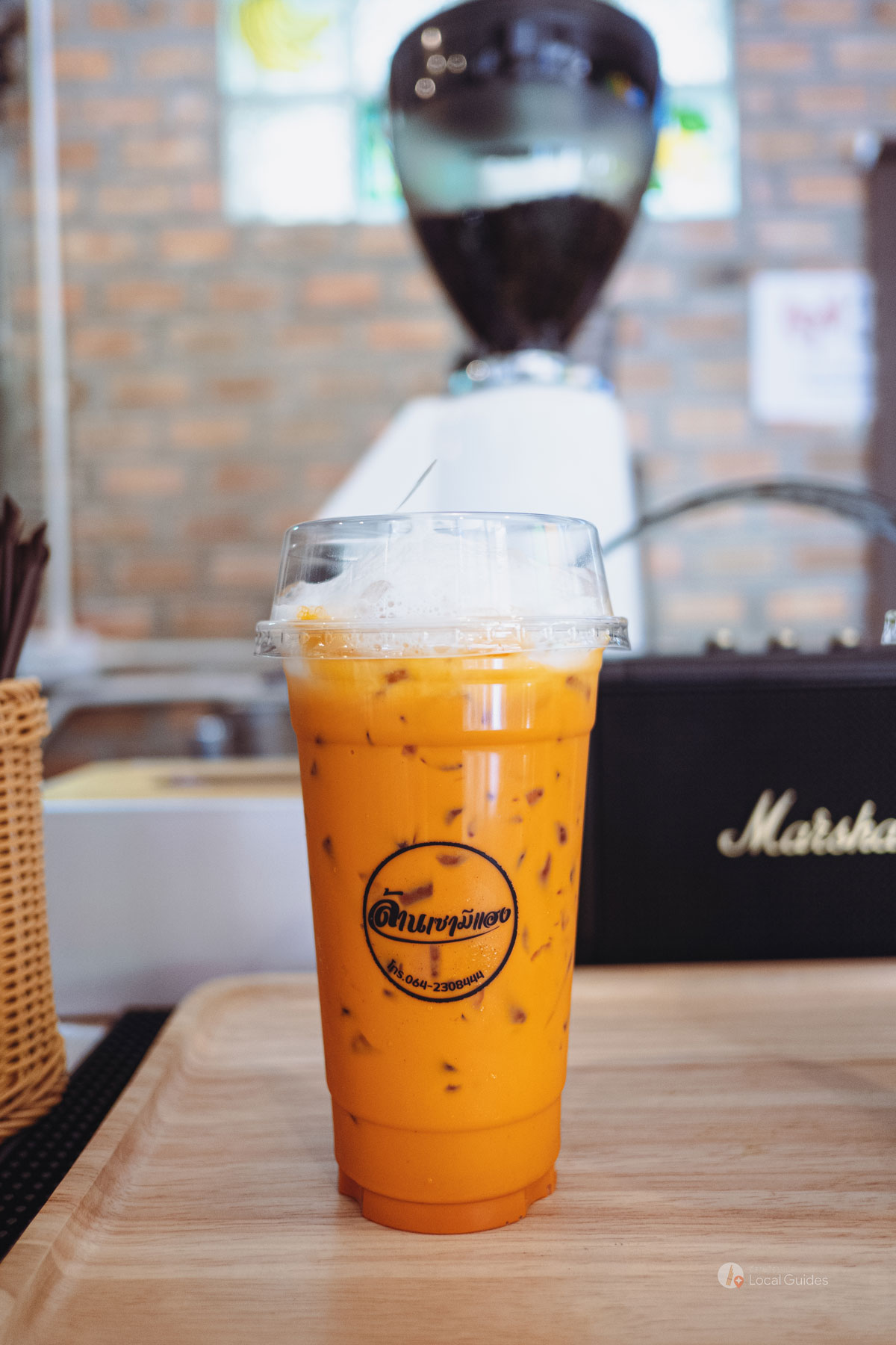 ชาไทย เมนูขึ้นชื่อของที่ร้าน